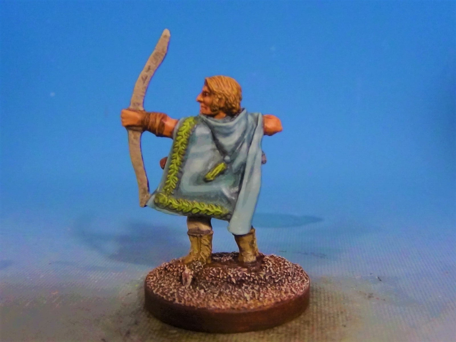 Pro-Painted Miniature - Ral Partha Imports Ranger Archer