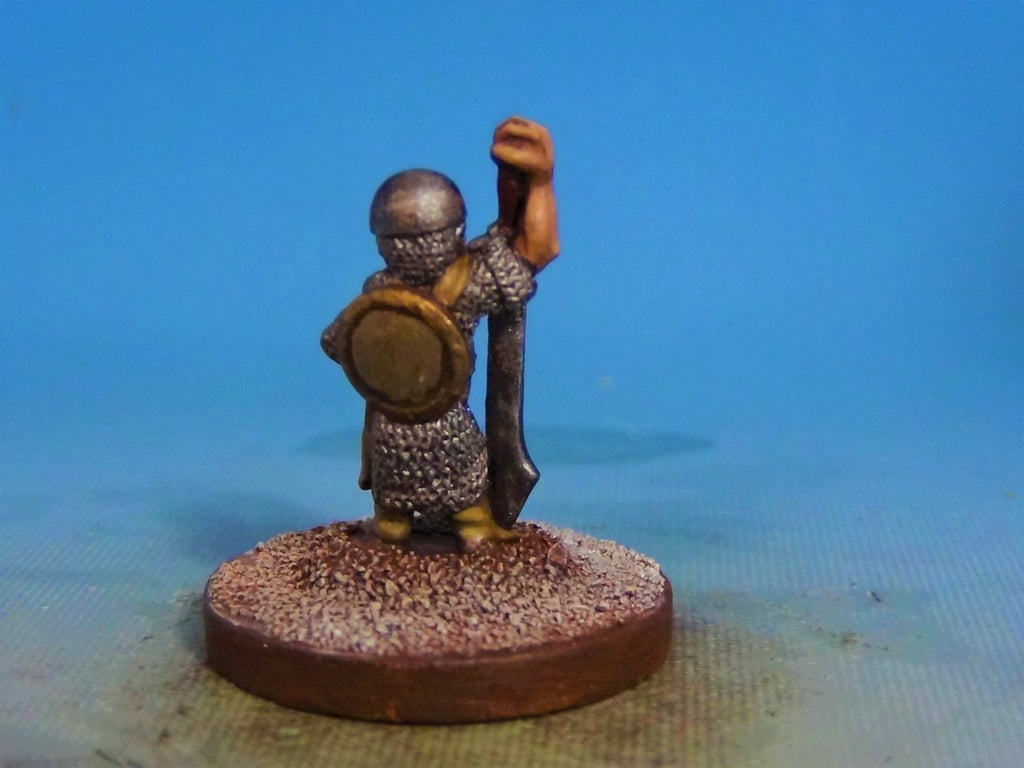 Pro-Painted Miniature - Ral Partha Gnome or Dwarf Swordsman w/ Two-Handed Sword